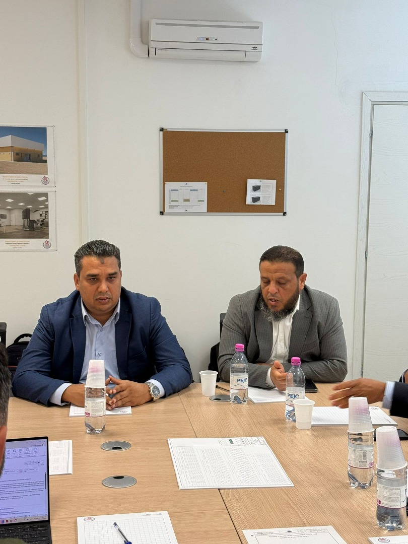 Meeting (4)